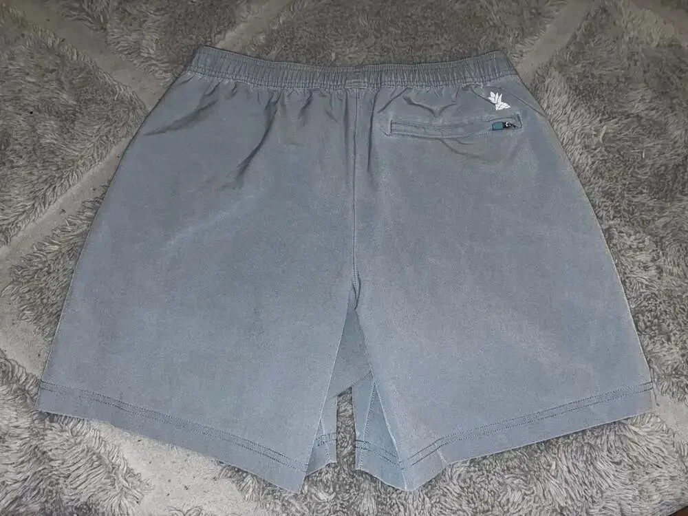 Chubbies Men's Athletic Sport Shorts with Zip Pocket Size Medium 5.5”